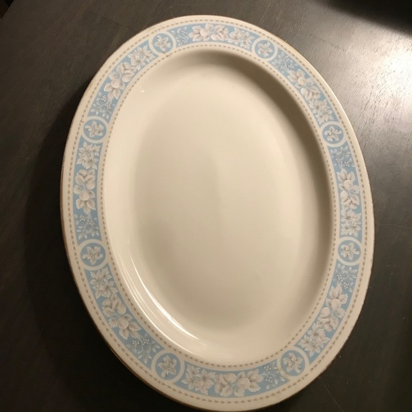 Royal Doulton Serving Platter Oval Hampton Court TC1020 Pattern - Picture 2 of 9